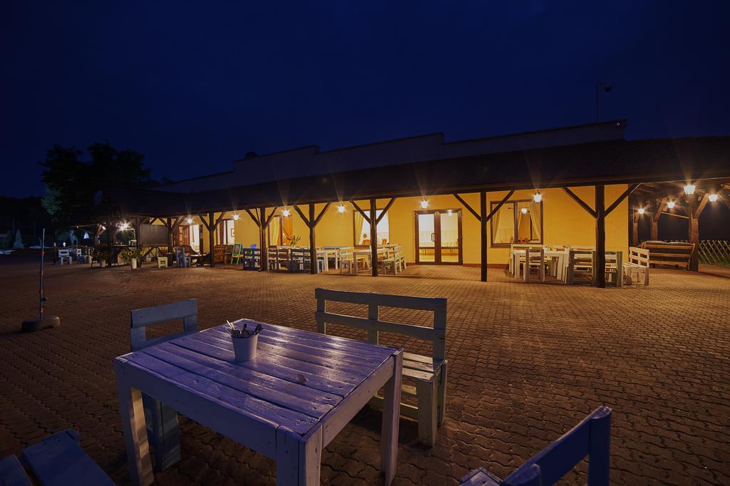 Bed and Breakfast Rancho Mała Nieszawka Esterno foto