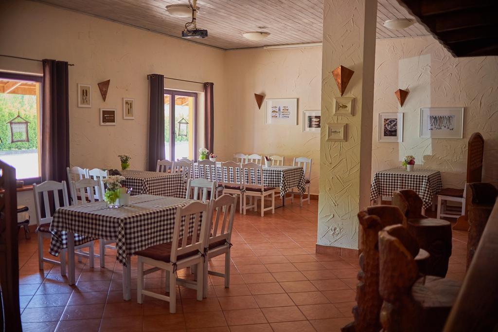 Bed and Breakfast Rancho Mała Nieszawka Esterno foto
